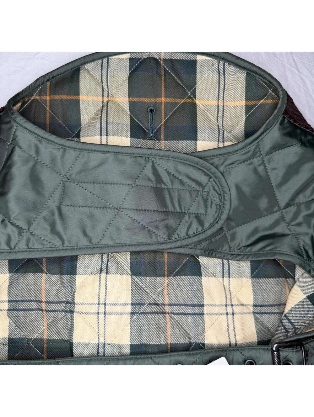 Barbour Quilted Dog Coat Jacket Olive Green Size Large NWT